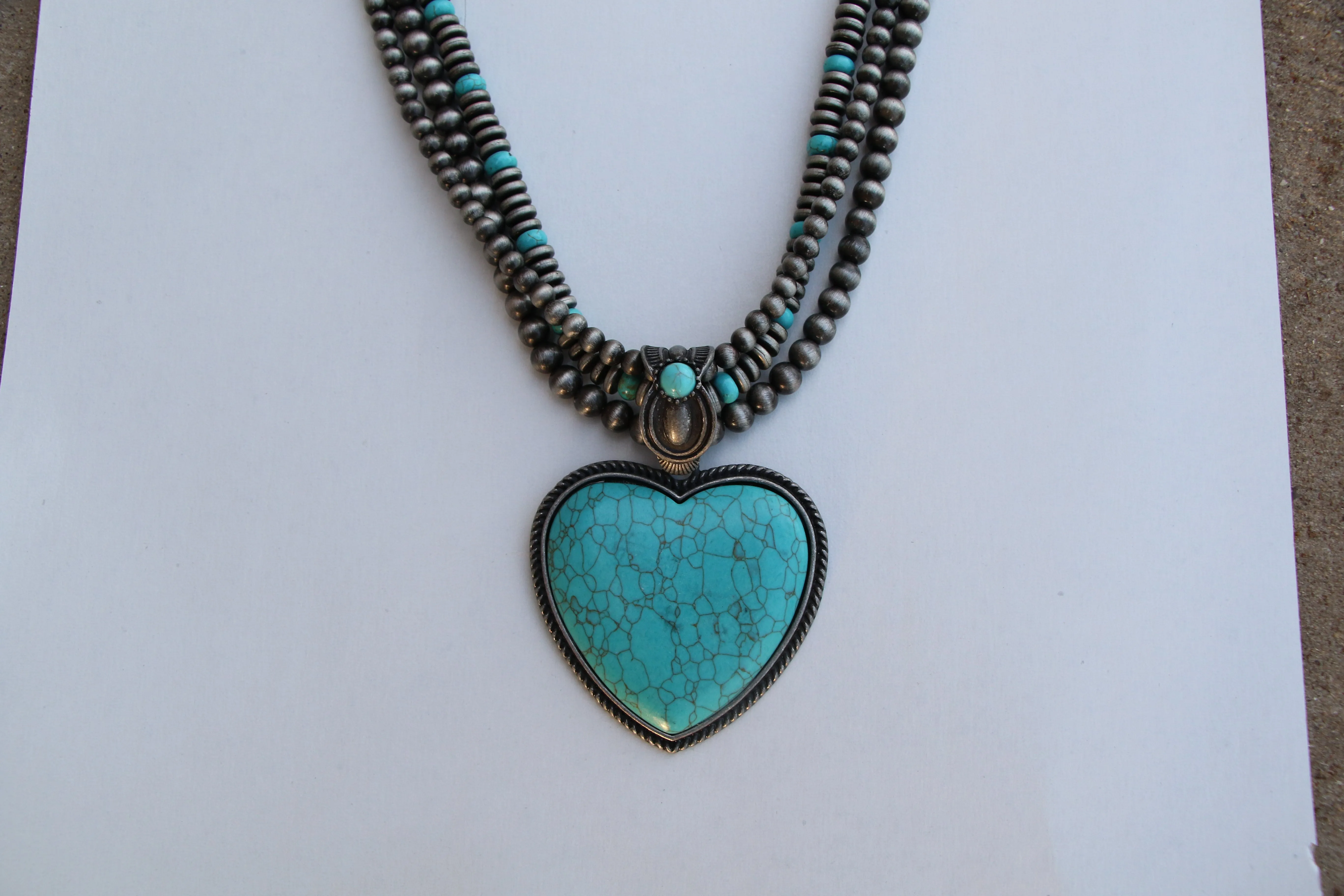 1163 3S LARGE HEART BEADED NECKLACE