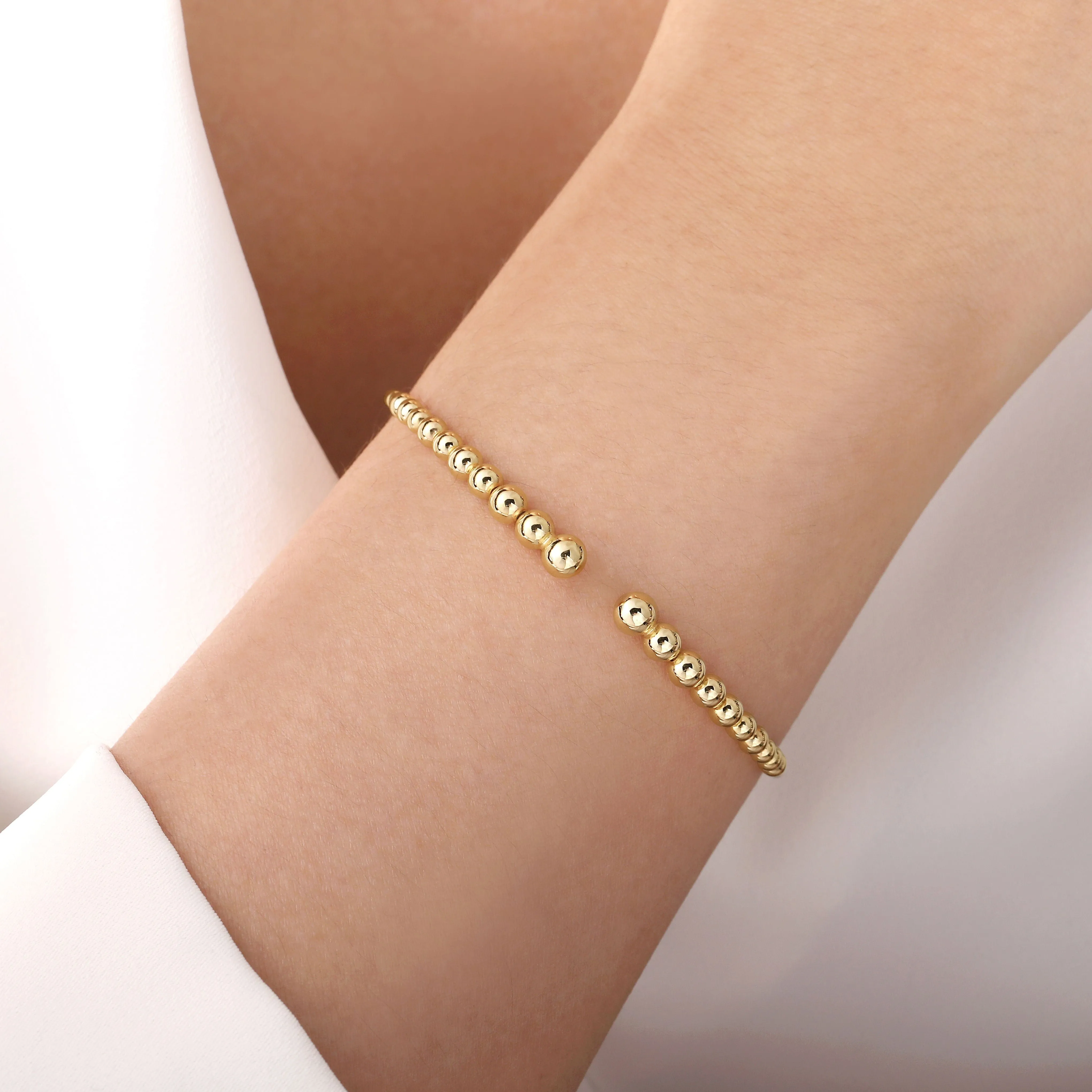 14K Yellow Gold Graduated Beaded Bangle Bracelet