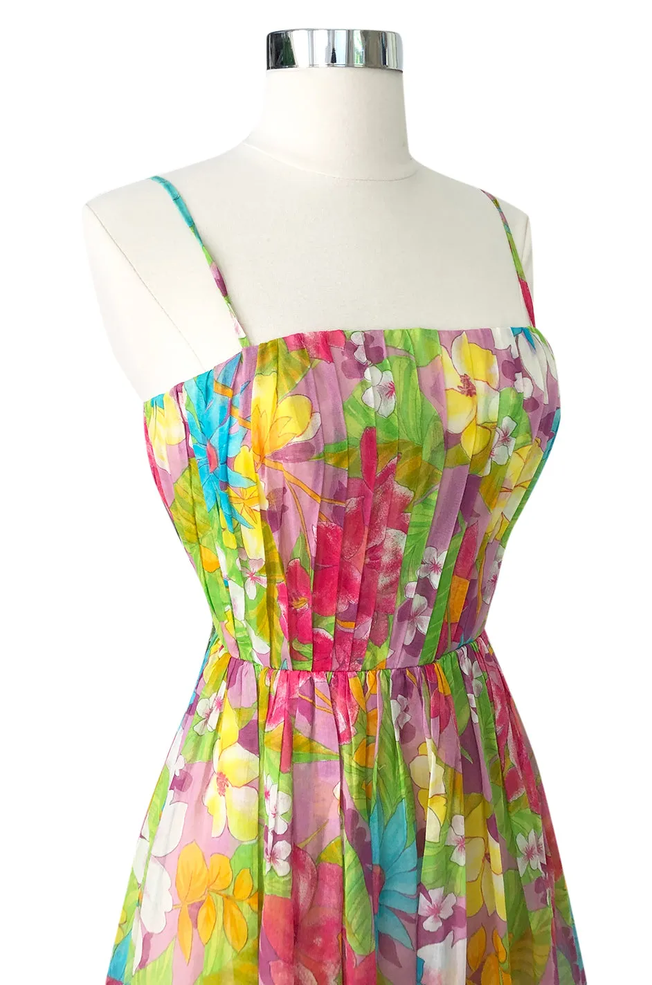 1950s Nat Kaplan Pleated Bodice Insanely Pretty Floral Print Dress
