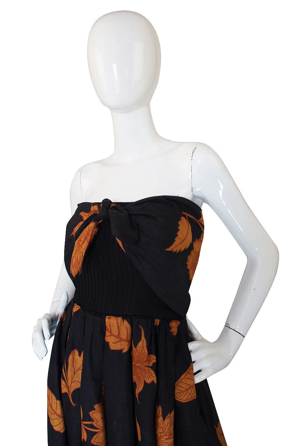 1970s Valentino Strapless Linen Dress