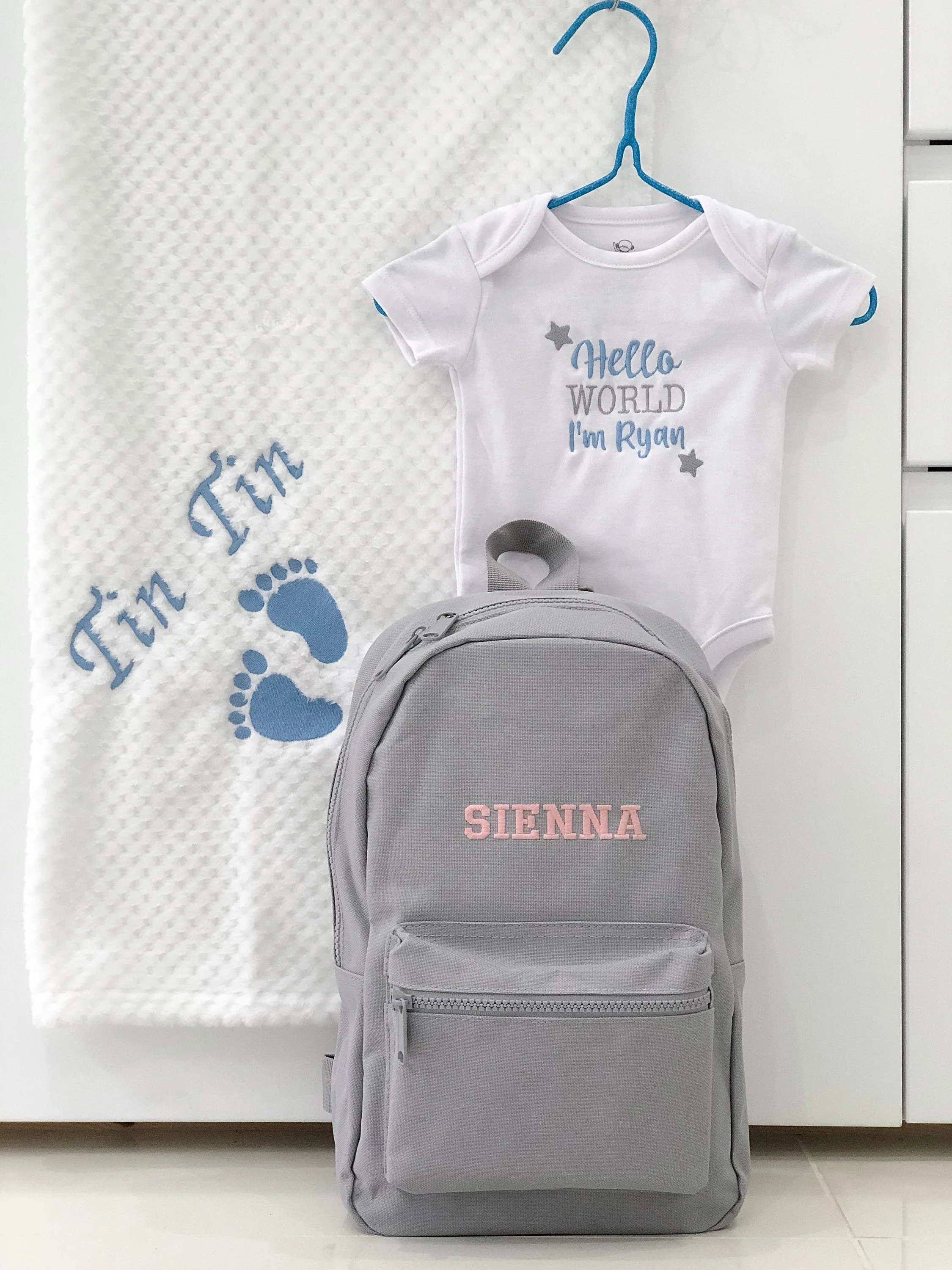 3-ITEMS Personalised Mini Backpack Bag, Blanket & Bodysuit Bundle Gift Set