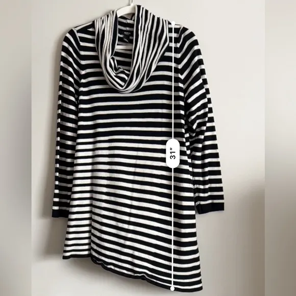 Alfani Woman 1X Striped Black White Women's Knit Cowl Neck Asymmetric Sweater
