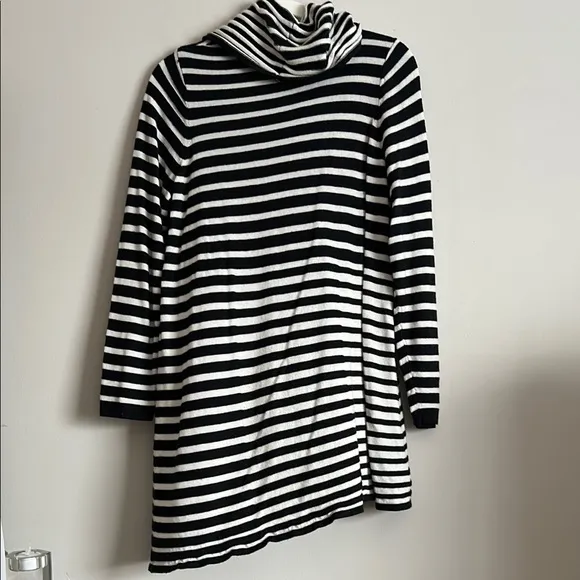 Alfani Woman 1X Striped Black White Women's Knit Cowl Neck Asymmetric Sweater