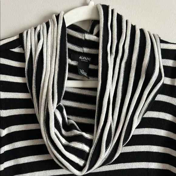 Alfani Woman 1X Striped Black White Women's Knit Cowl Neck Asymmetric Sweater
