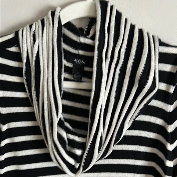 Alfani Woman 1X Striped Black White Women's Knit Cowl Neck Asymmetric Sweater