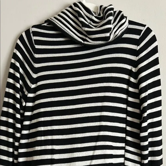 Alfani Woman 1X Striped Black White Women's Knit Cowl Neck Asymmetric Sweater