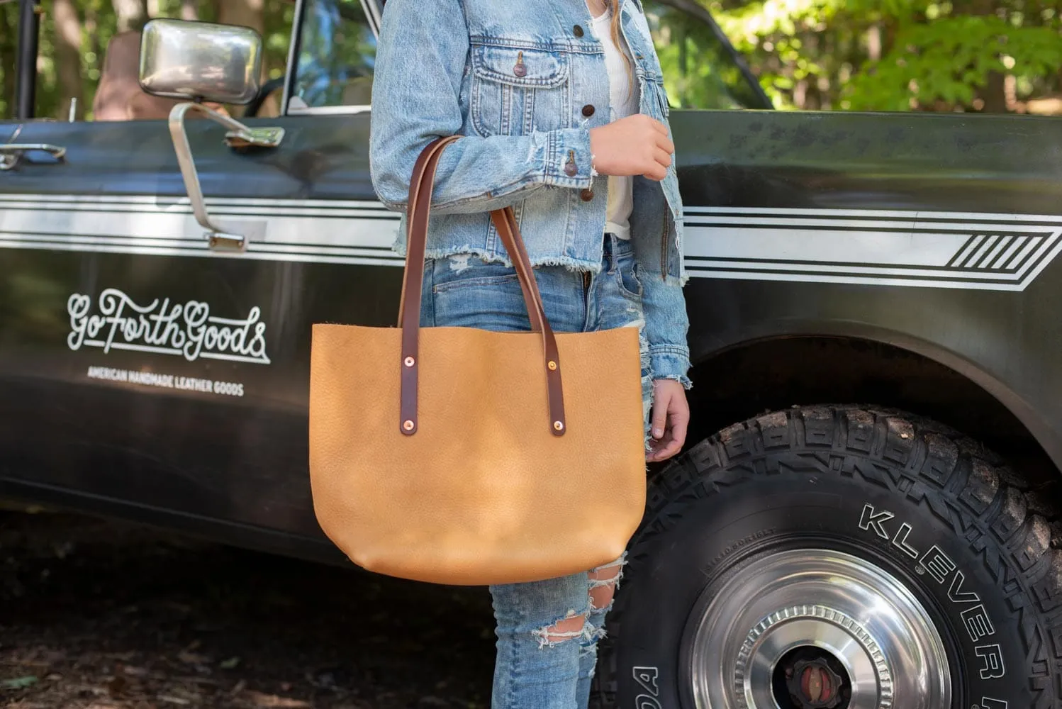 AVERY LEATHER TOTE BAG - MEDIUM - TAN