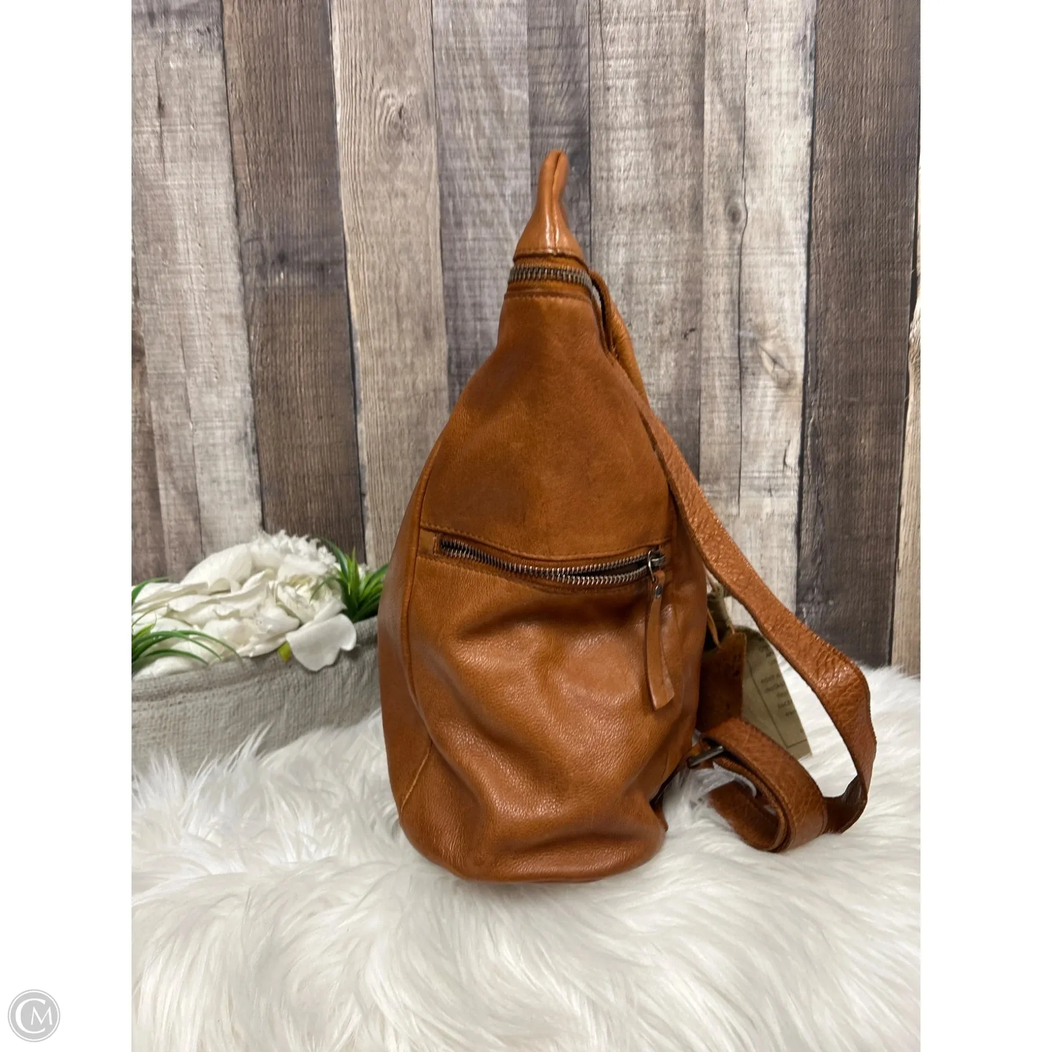 Backpack Leather By Cmb, Size: Medium