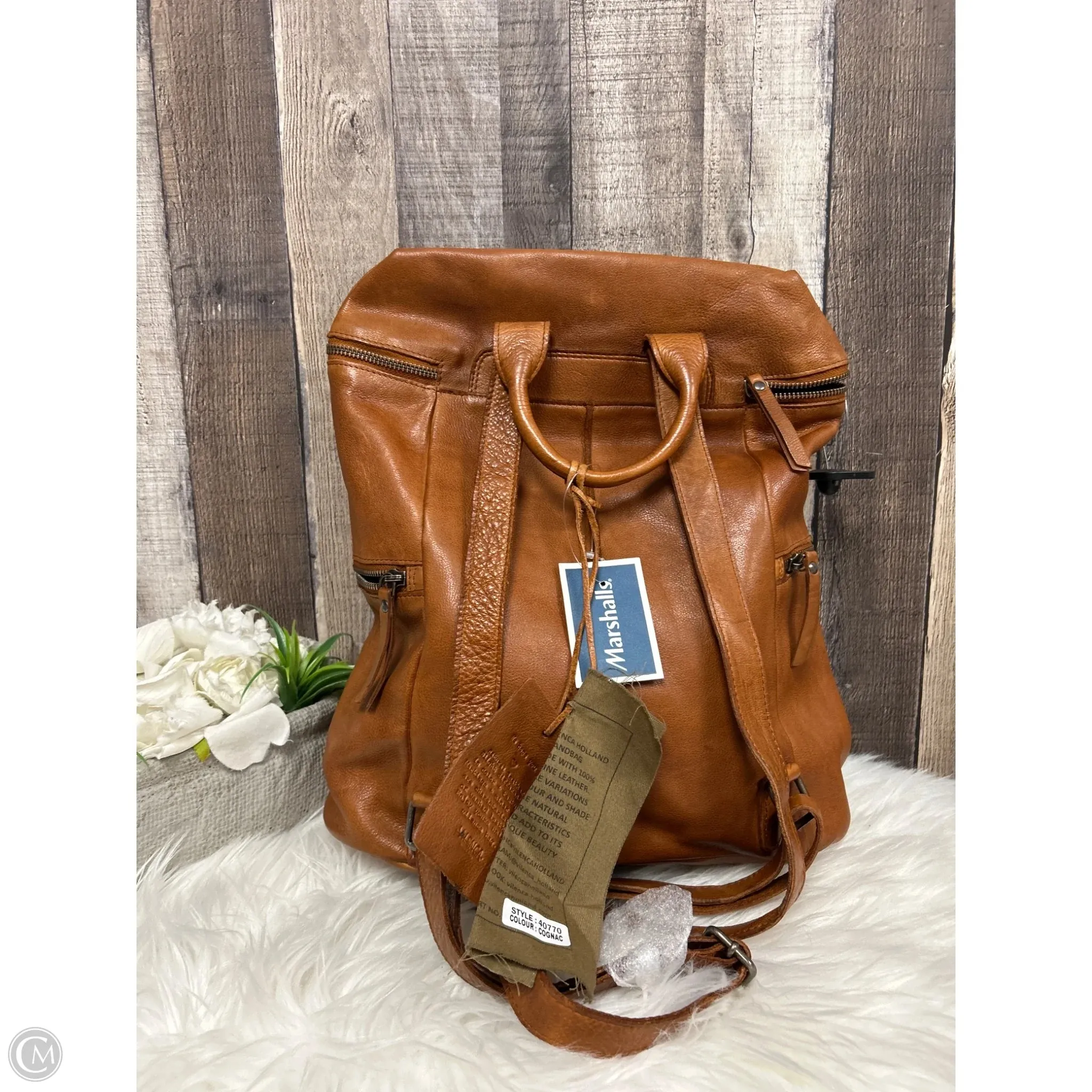 Backpack Leather By Cmb, Size: Medium