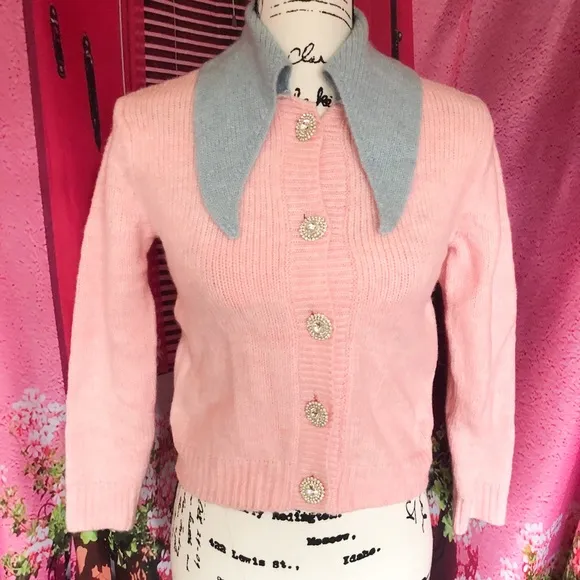 Cardigan sweater stone button pink blue collar short sweater knit