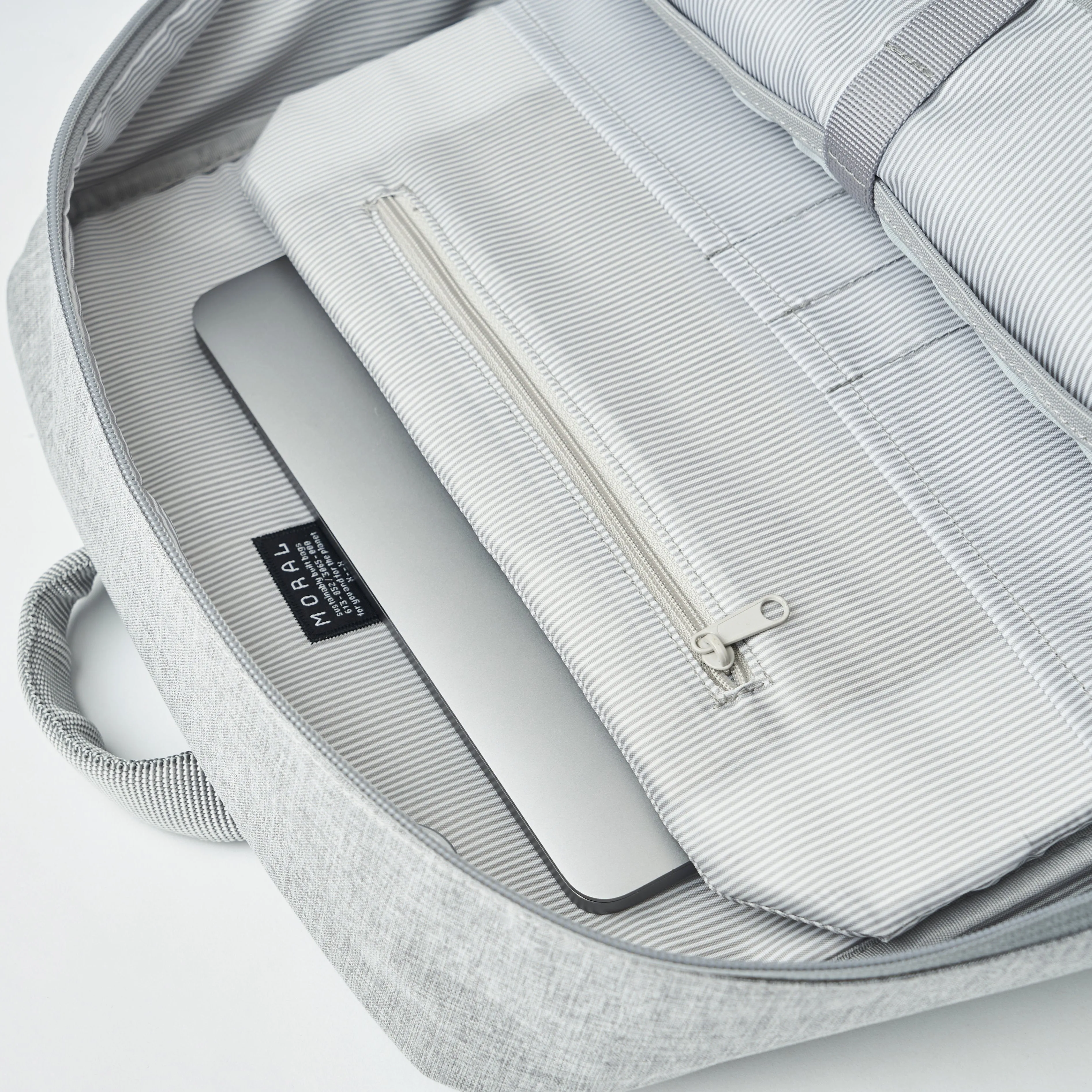 Cecil Trackies Backpack - Lite 25L