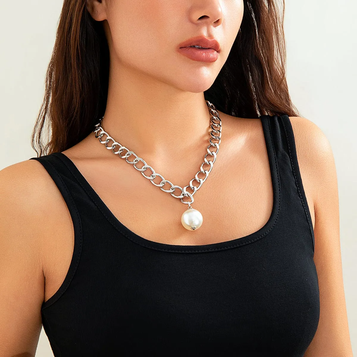 Chic Dangling Pearl Pendant Curb Chain Necklace