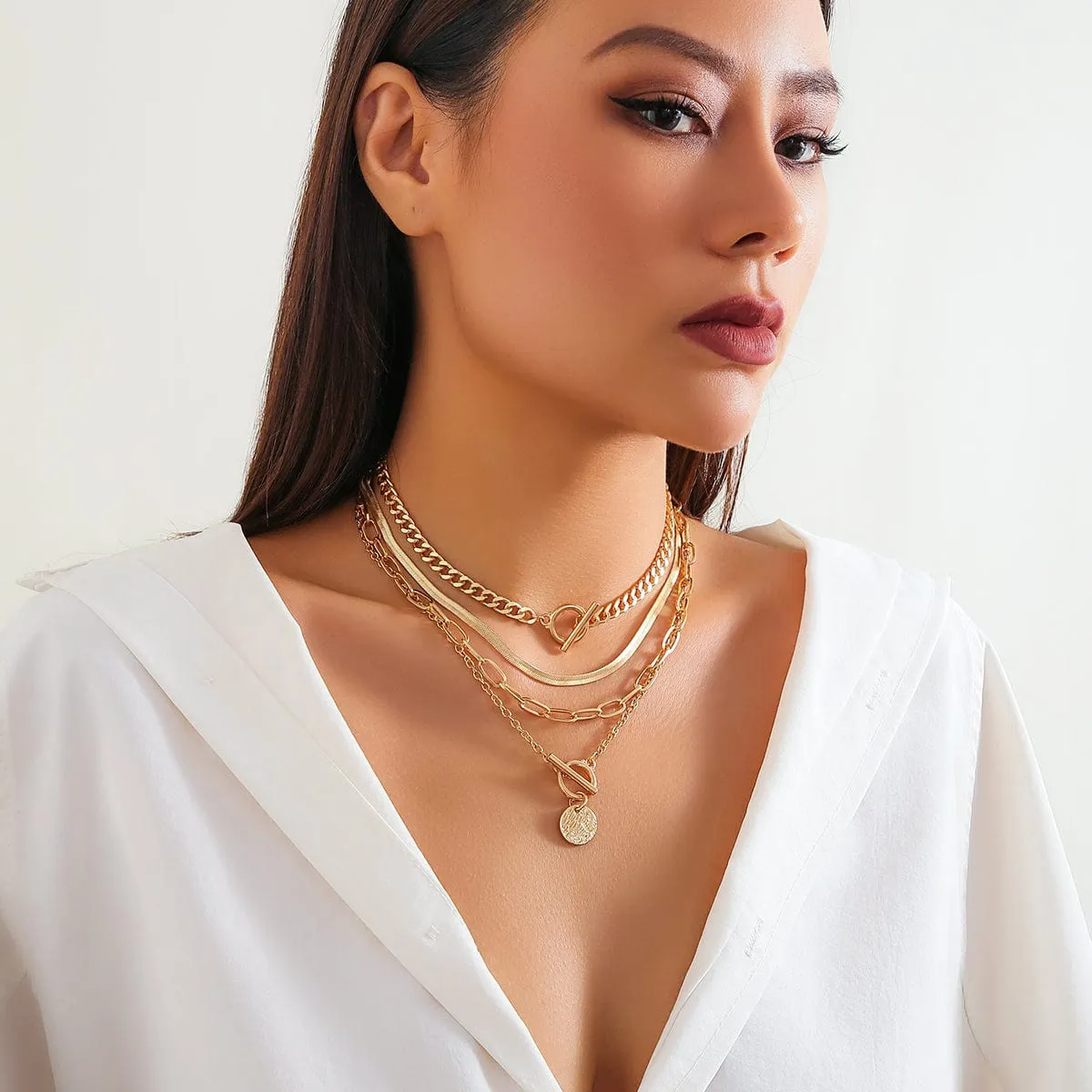 Chic Layered Toggle Clasp Round Disk Pendant Chain Necklace Set
