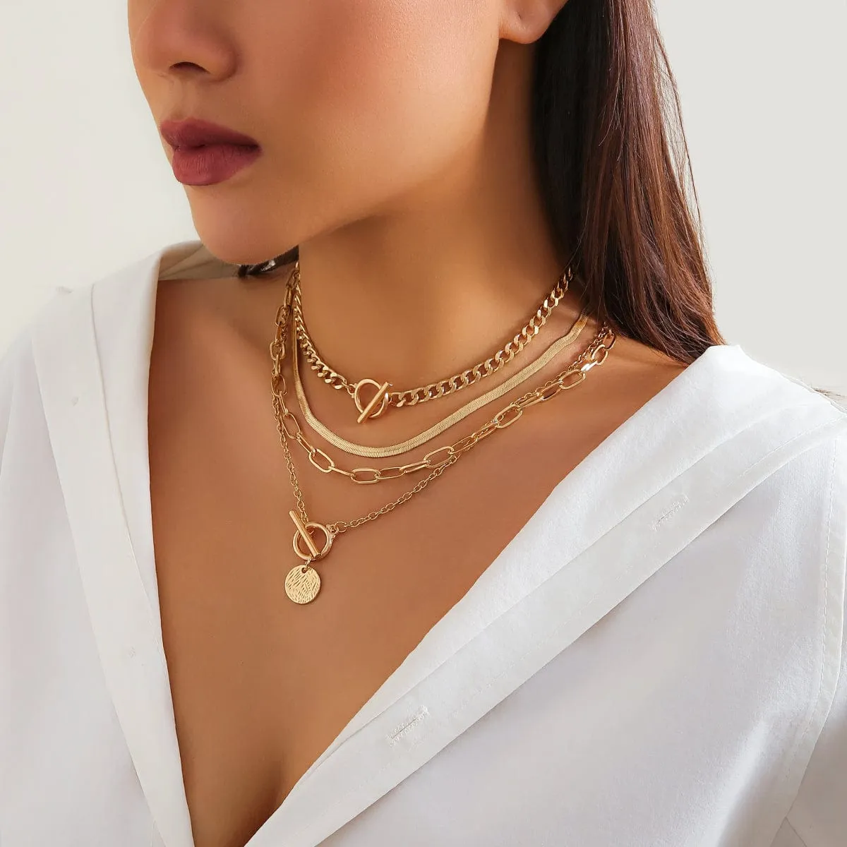 Chic Layered Toggle Clasp Round Disk Pendant Chain Necklace Set