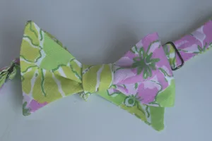 Designer Green Seahorses with Pink Flowers