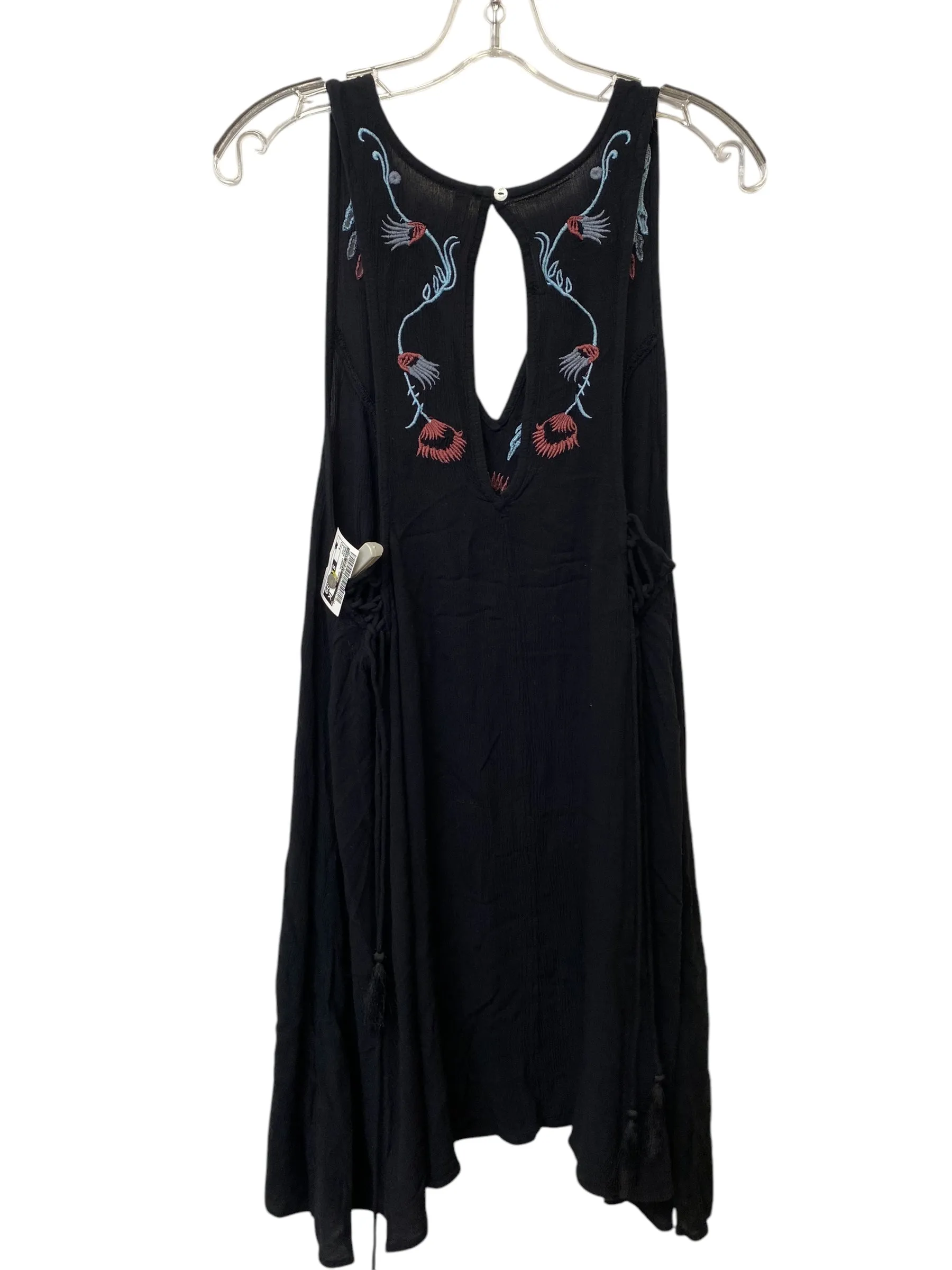 Dress Casual Short By Free People In Black, Size: S
