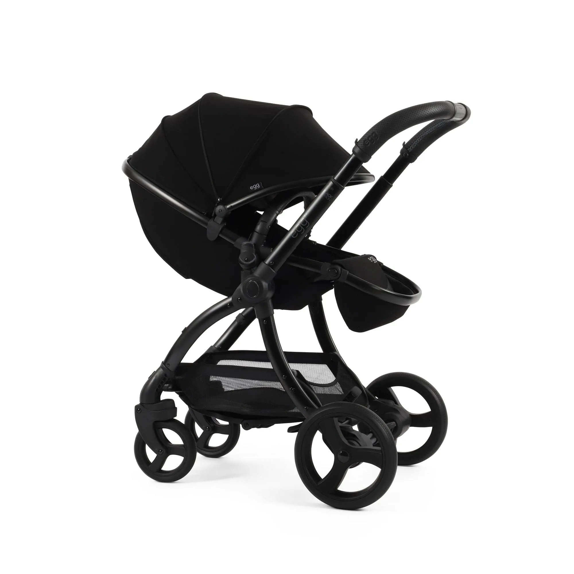 Egg 3 Luxury Pebble 360 PRO 2 Travel System - Black Edition