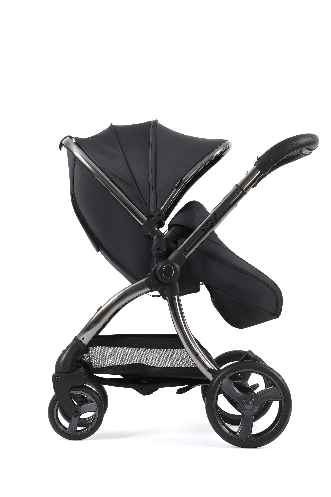 Egg 3 Luxury Pebble 360 PRO 2 Travel System - Carbonite