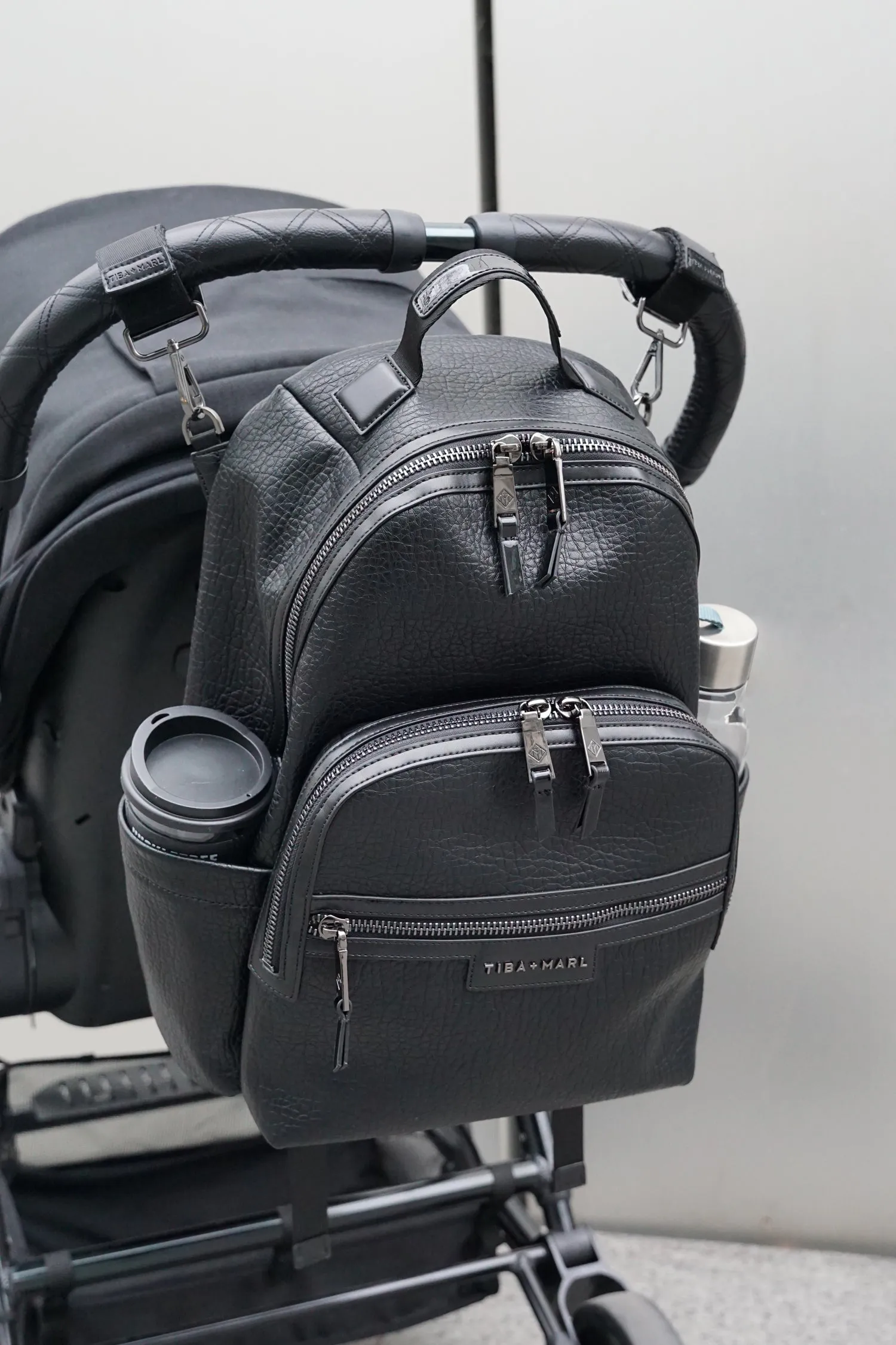 Elwood 2.0 Leather Changing Backpack (Black)