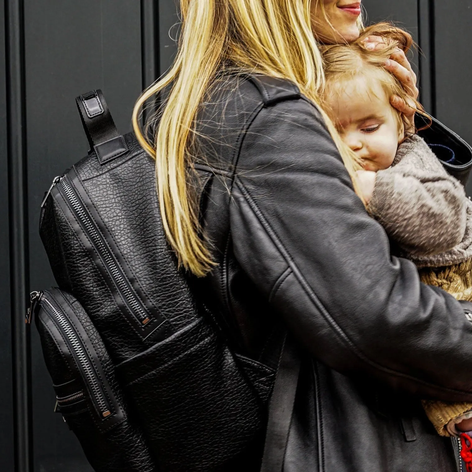 Elwood 2.0 Leather Changing Backpack (Black)