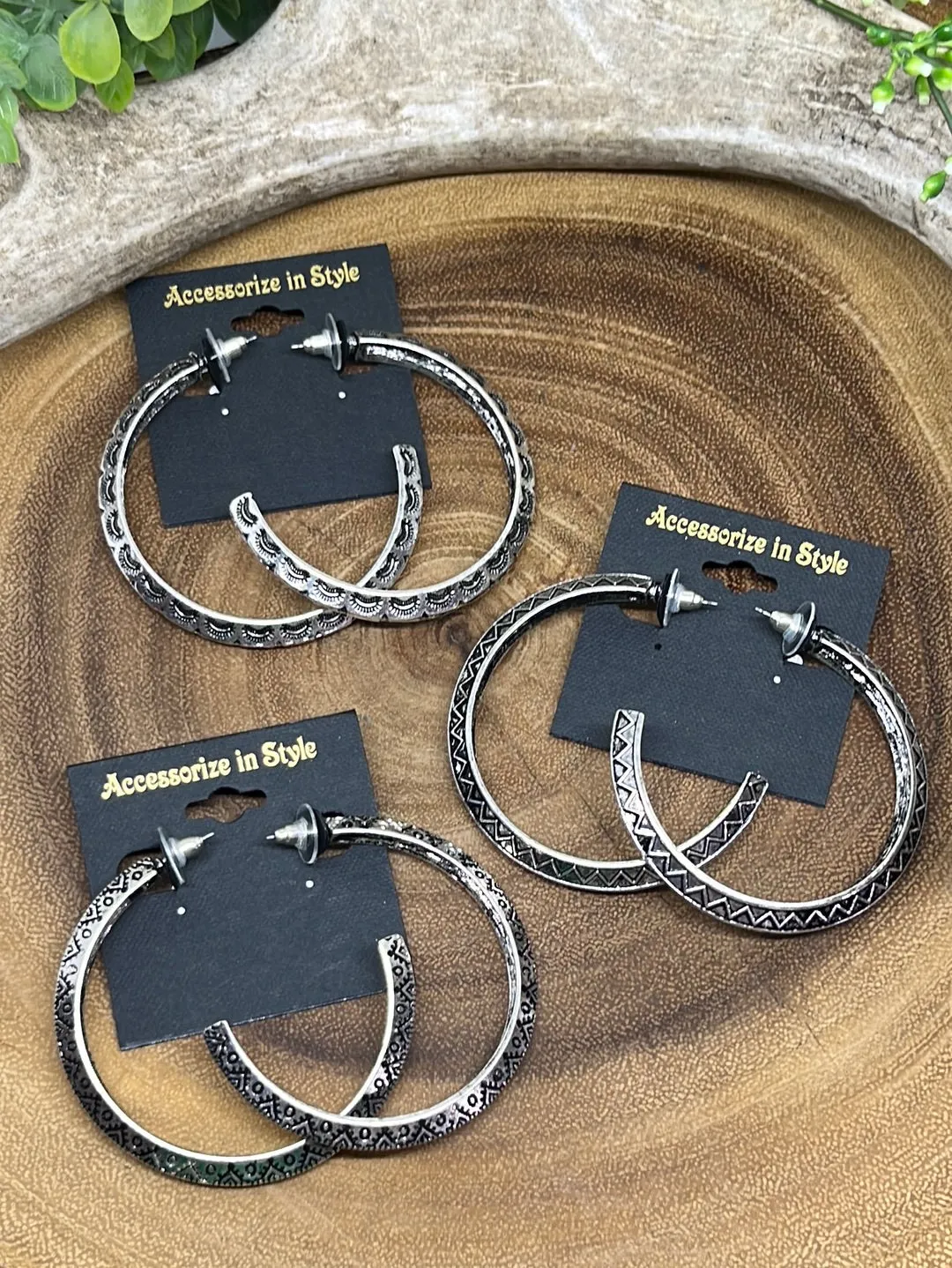 Ennis Western Textured Angled Hoop Earrings