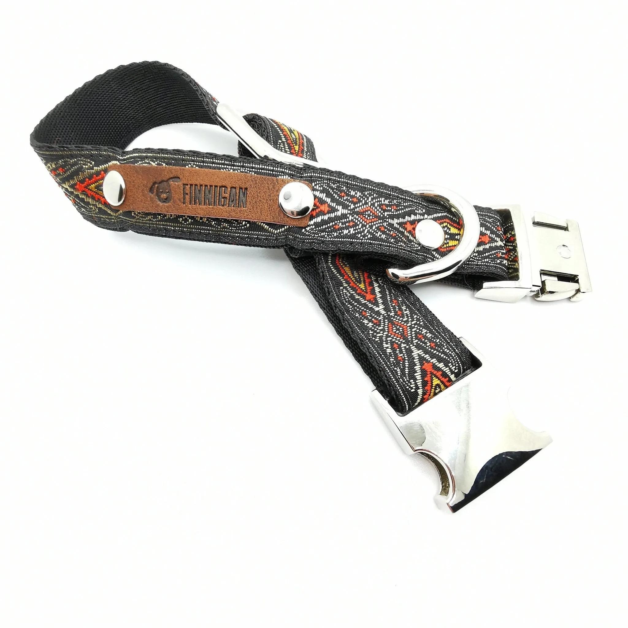 Finnigan Designer Dog Collar (Distinctive Collection) Medium