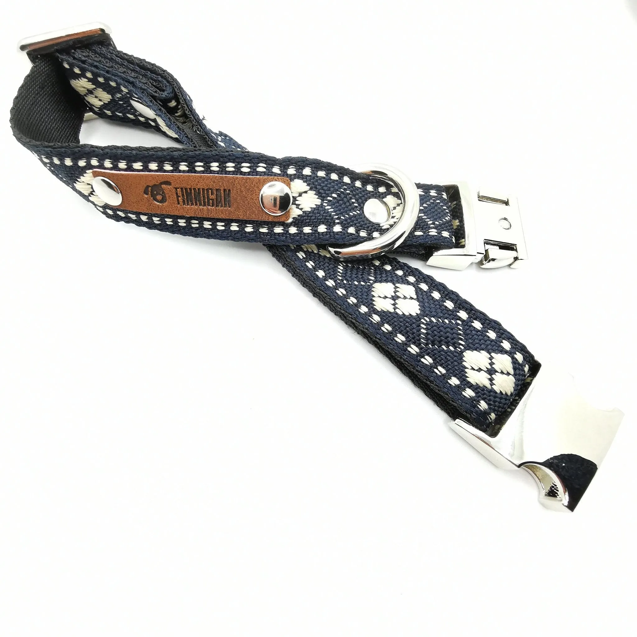 Finnigan Designer Dog Collar (Distinctive Collection) Medium