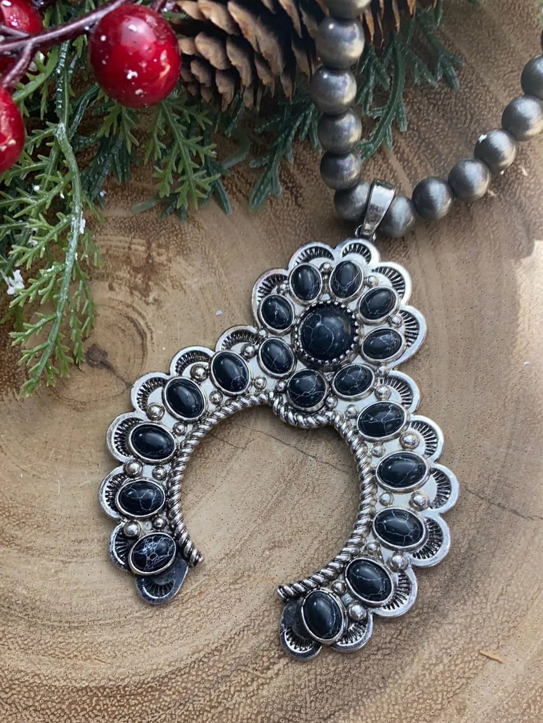 Fiona Fashion Navajo Necklace with Naja Pendant