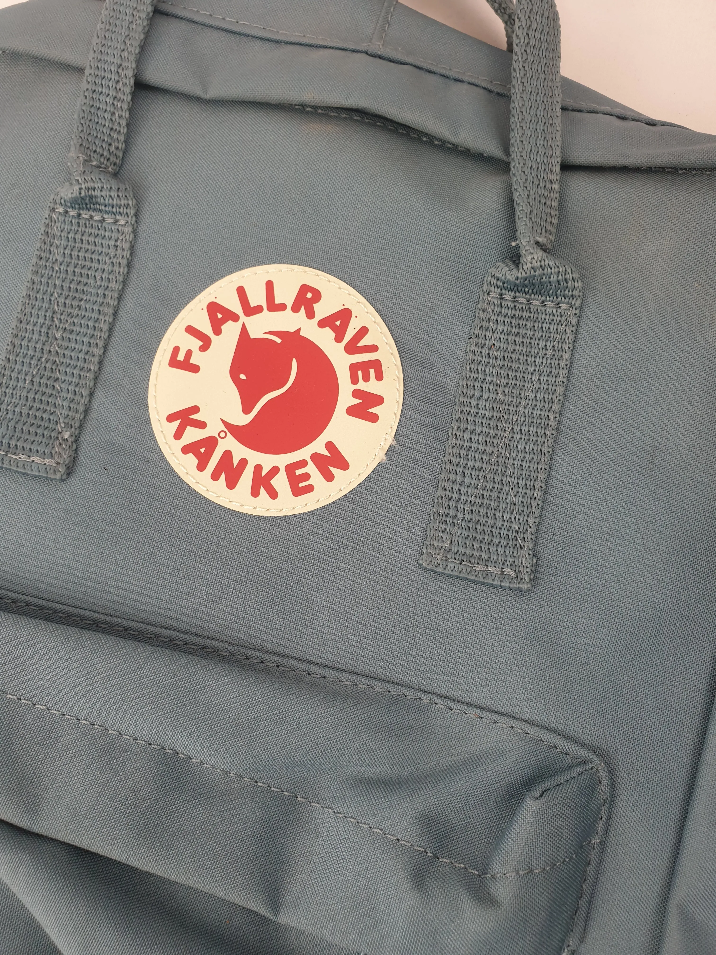 Fjallraven Kanken medium blue backpack