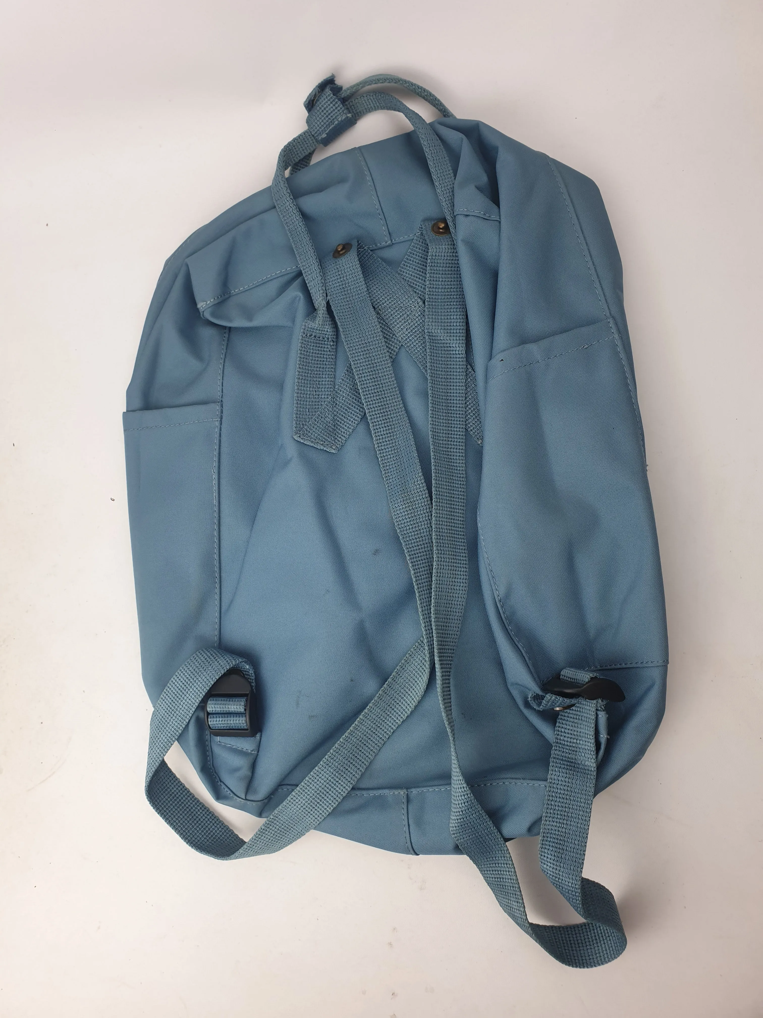 Fjallraven Kanken medium blue backpack