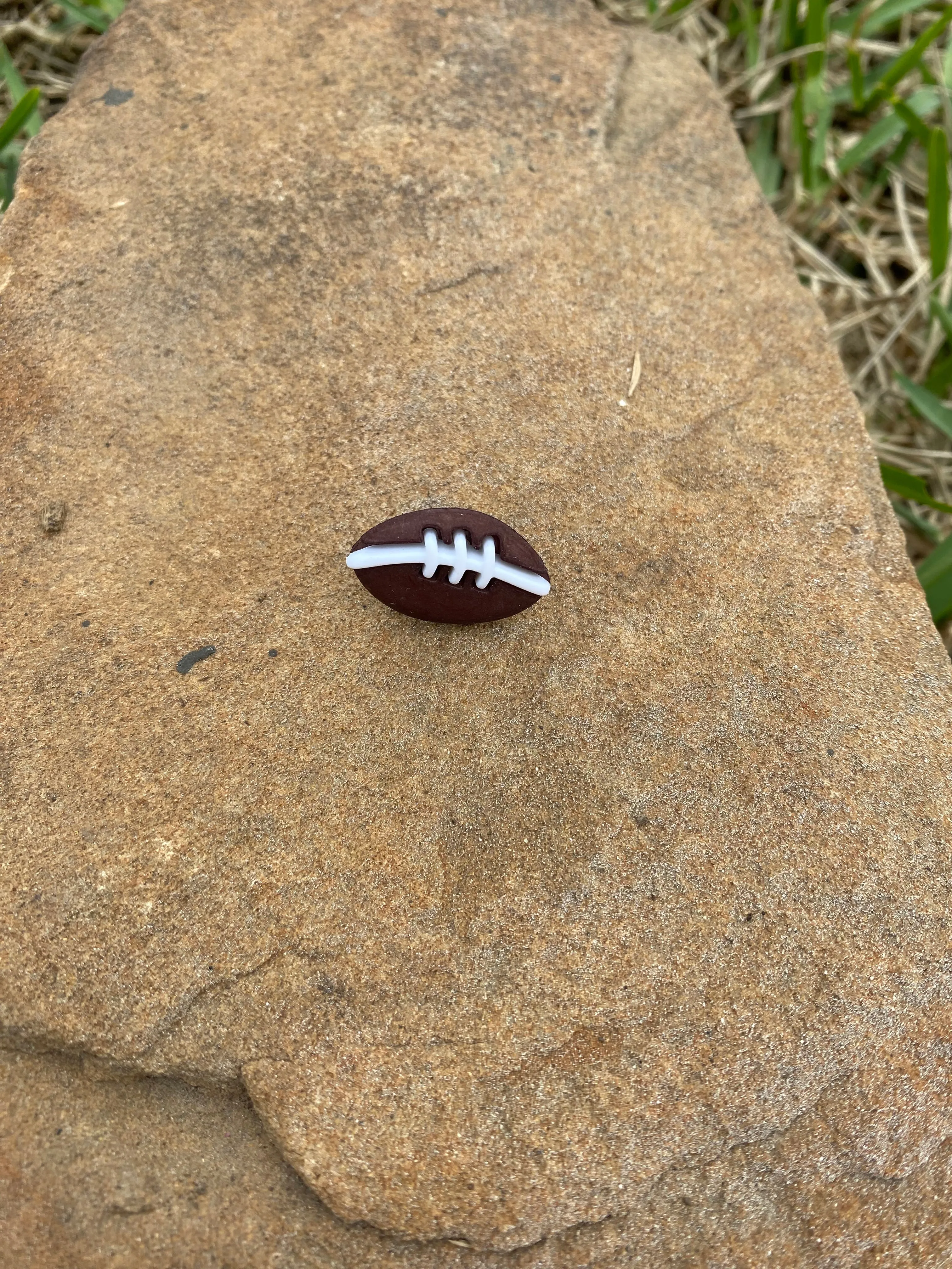 Football Sports Pin Broch Gift