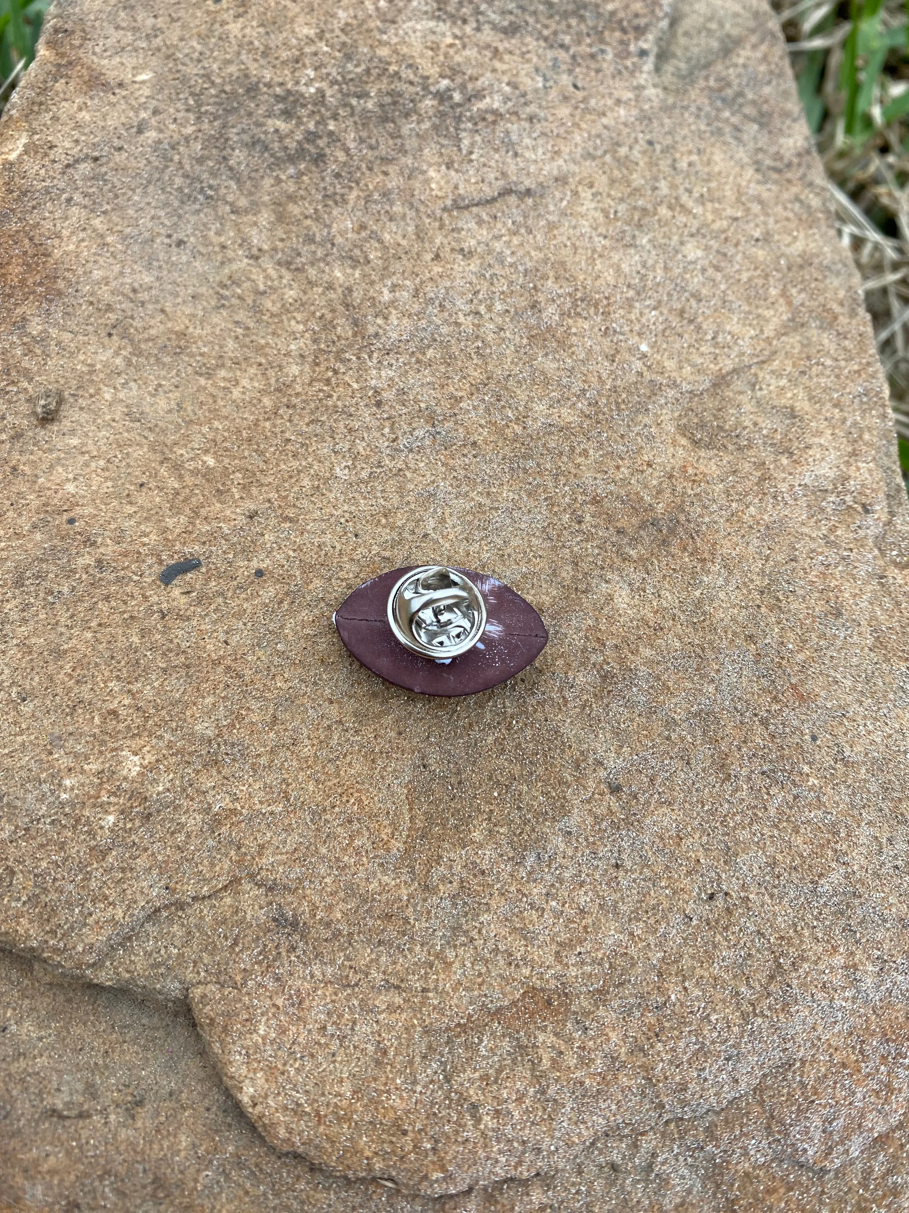 Football Sports Pin Broch Gift