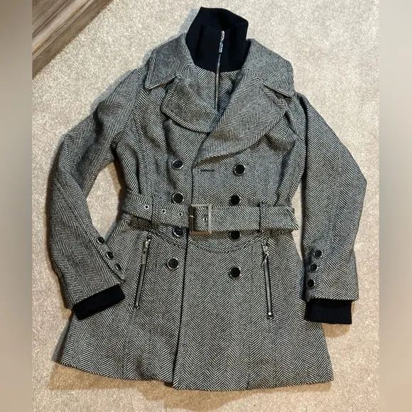 G by Guess Women’s Herringbone Belted Coat Black White Peacoat size XS
