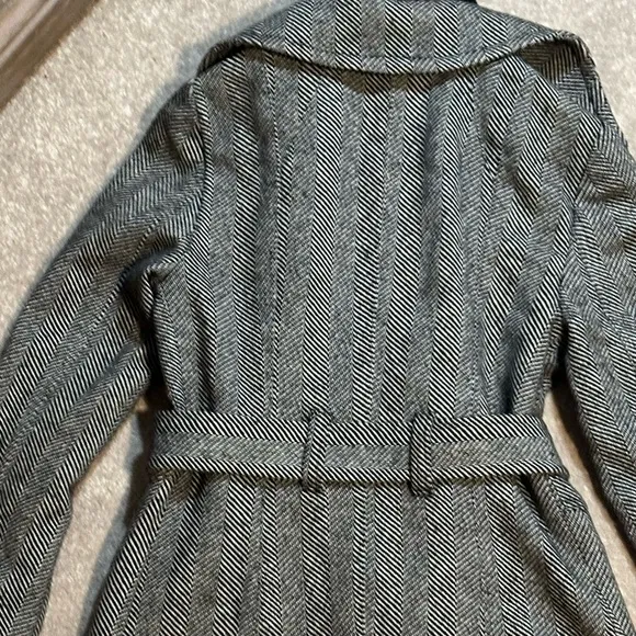 G by Guess Women’s Herringbone Belted Coat Black White Peacoat size XS
