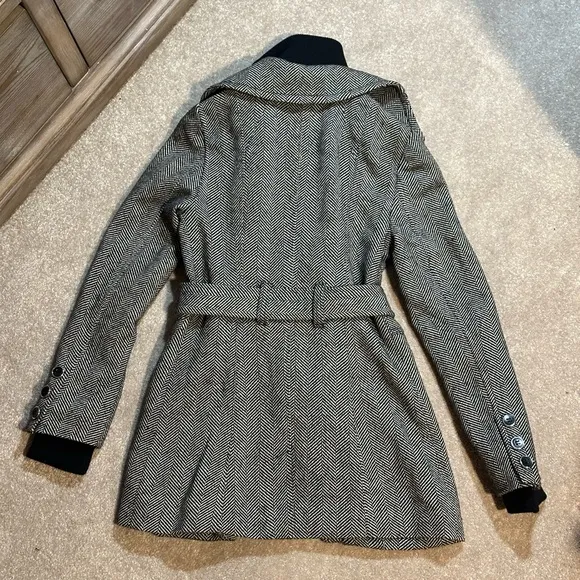 G by Guess Women’s Herringbone Belted Coat Black White Peacoat size XS