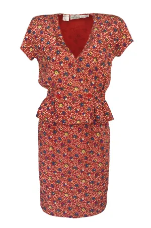 Gorgeous 1970s Valentino Floral Printed Red Silk Jacket and Skirt Suit Set