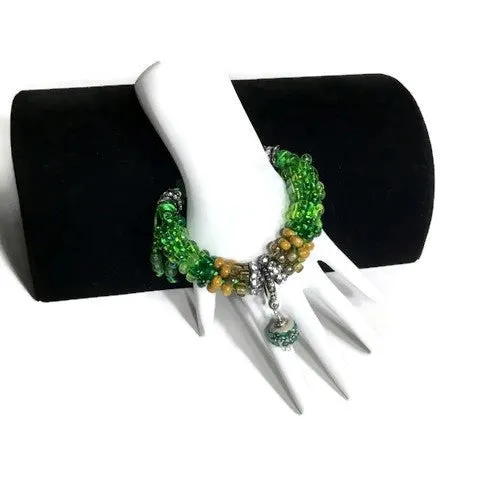 Green bracelet, Handmade green beaded Kumihimo wrap, woman size, macrame clasp, Boho-chic, The green mix bracelet