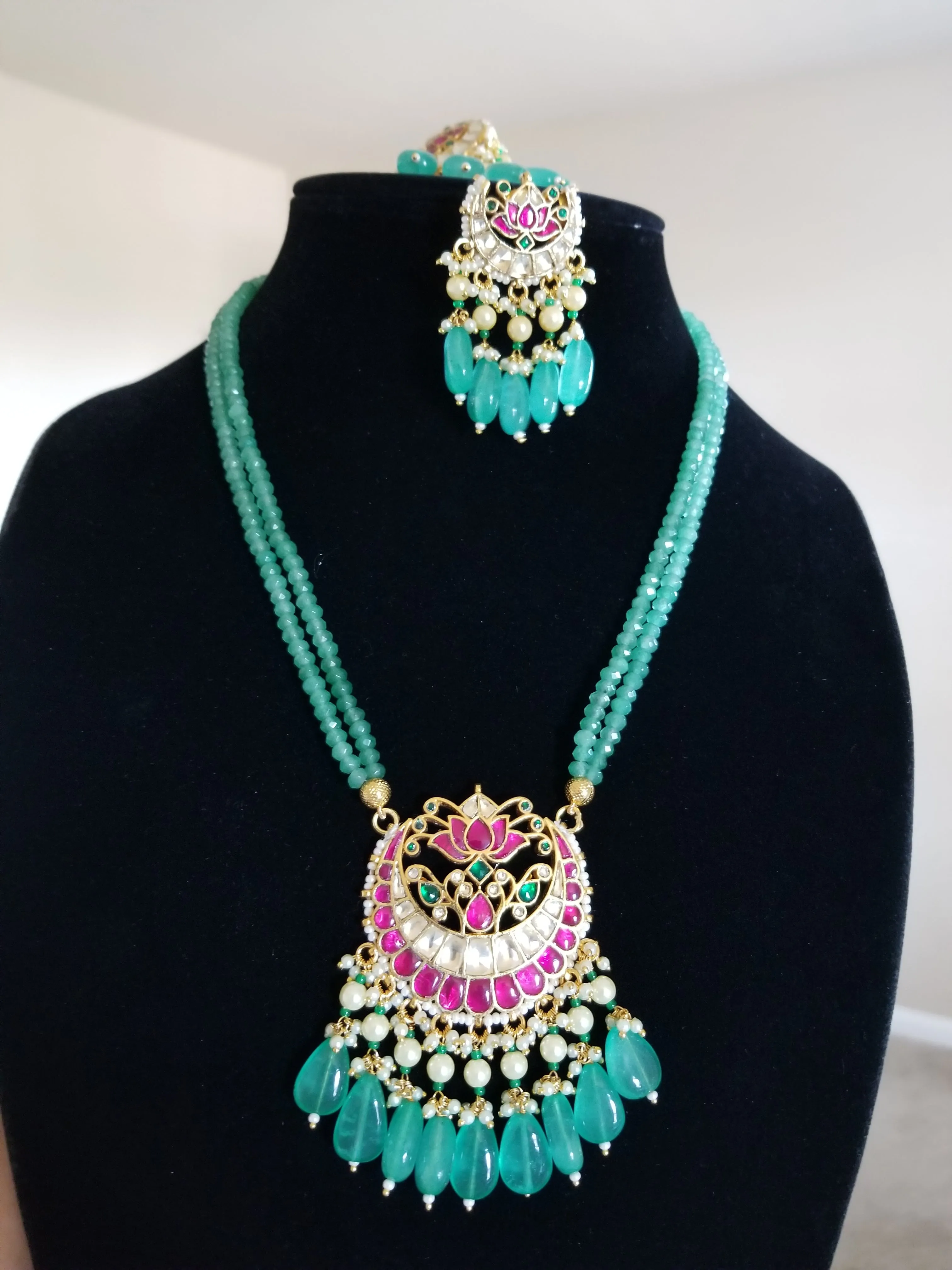 Green Hydro Beads Pachi Kundan Set