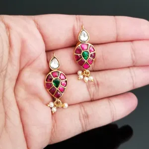 Hard Gold Finish Kundan Earrings