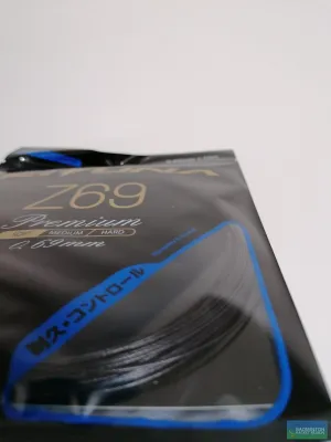 KIZUNA Z69 Premium badminton racket string