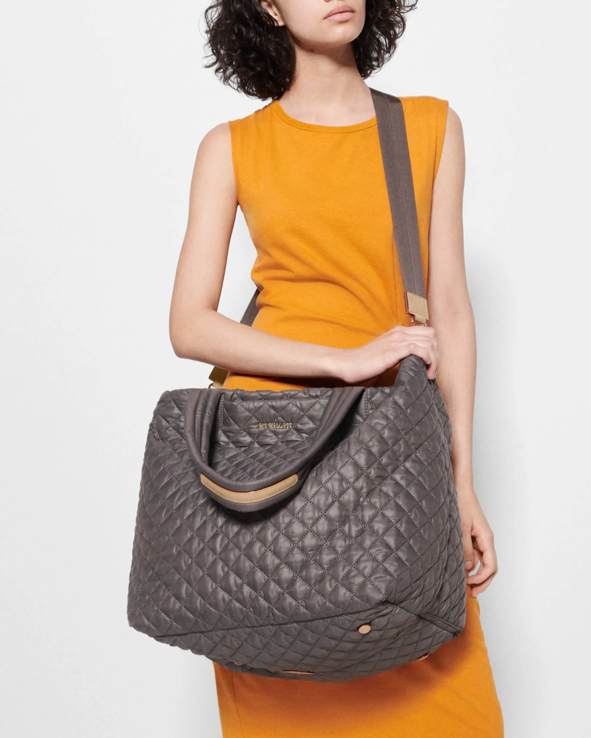 Large Metro Tote Deluxe | Magnet