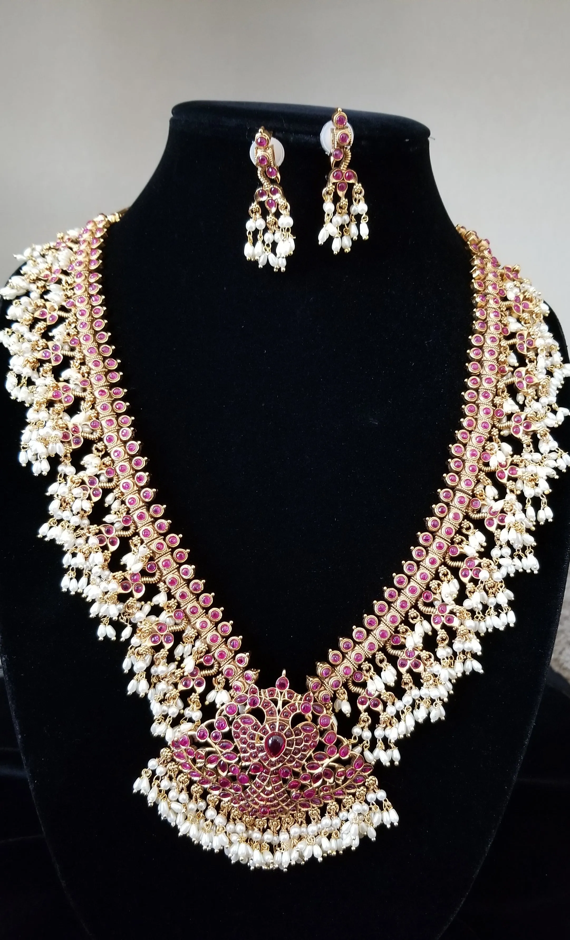 Long Kemp Stone Guttapusalu Necklace Set