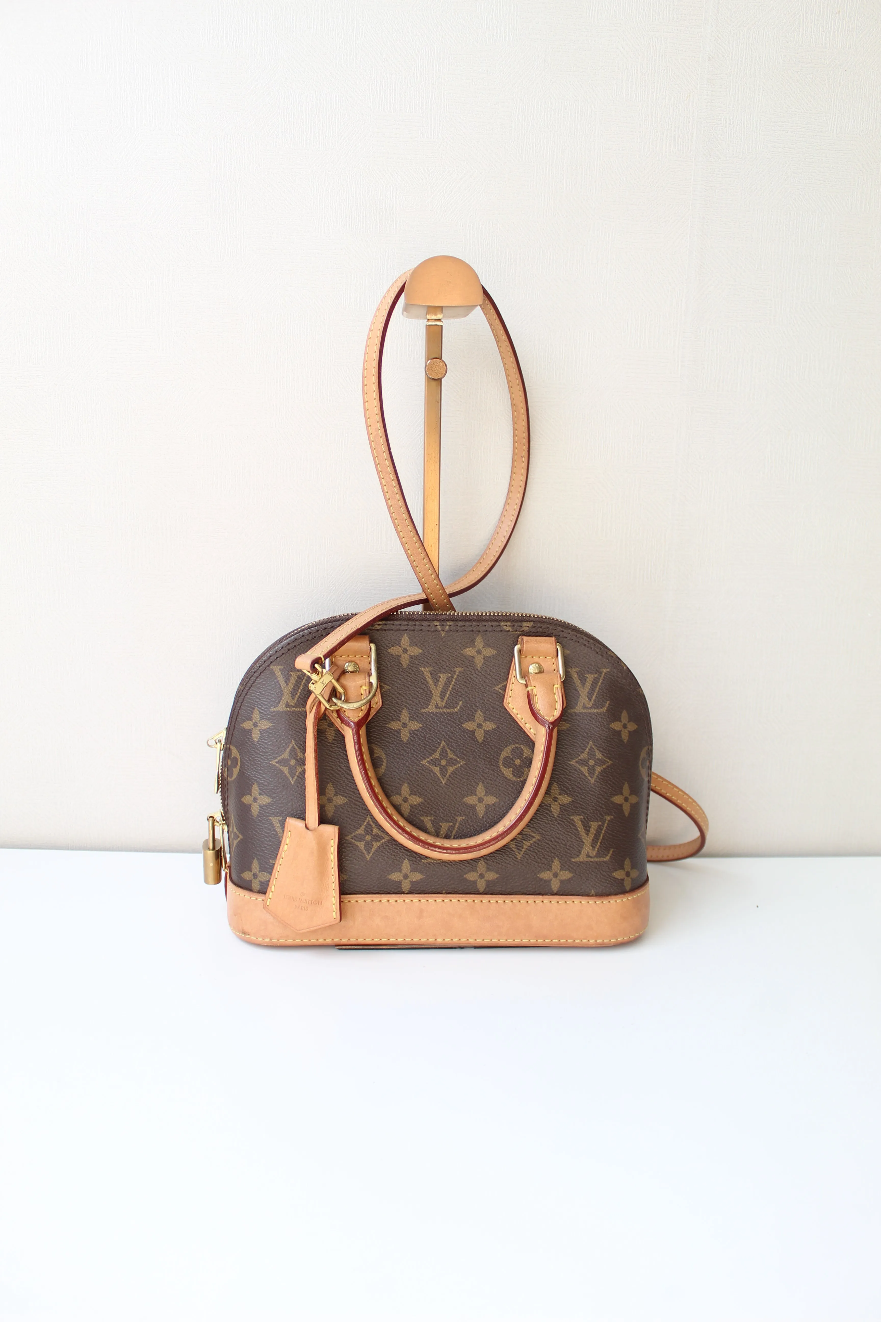 Louis Vuitton Alma BB