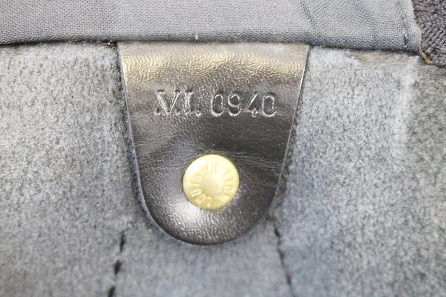 LOUIS VUITTON Black Epi Leather Speedy 35 Satchel Bag