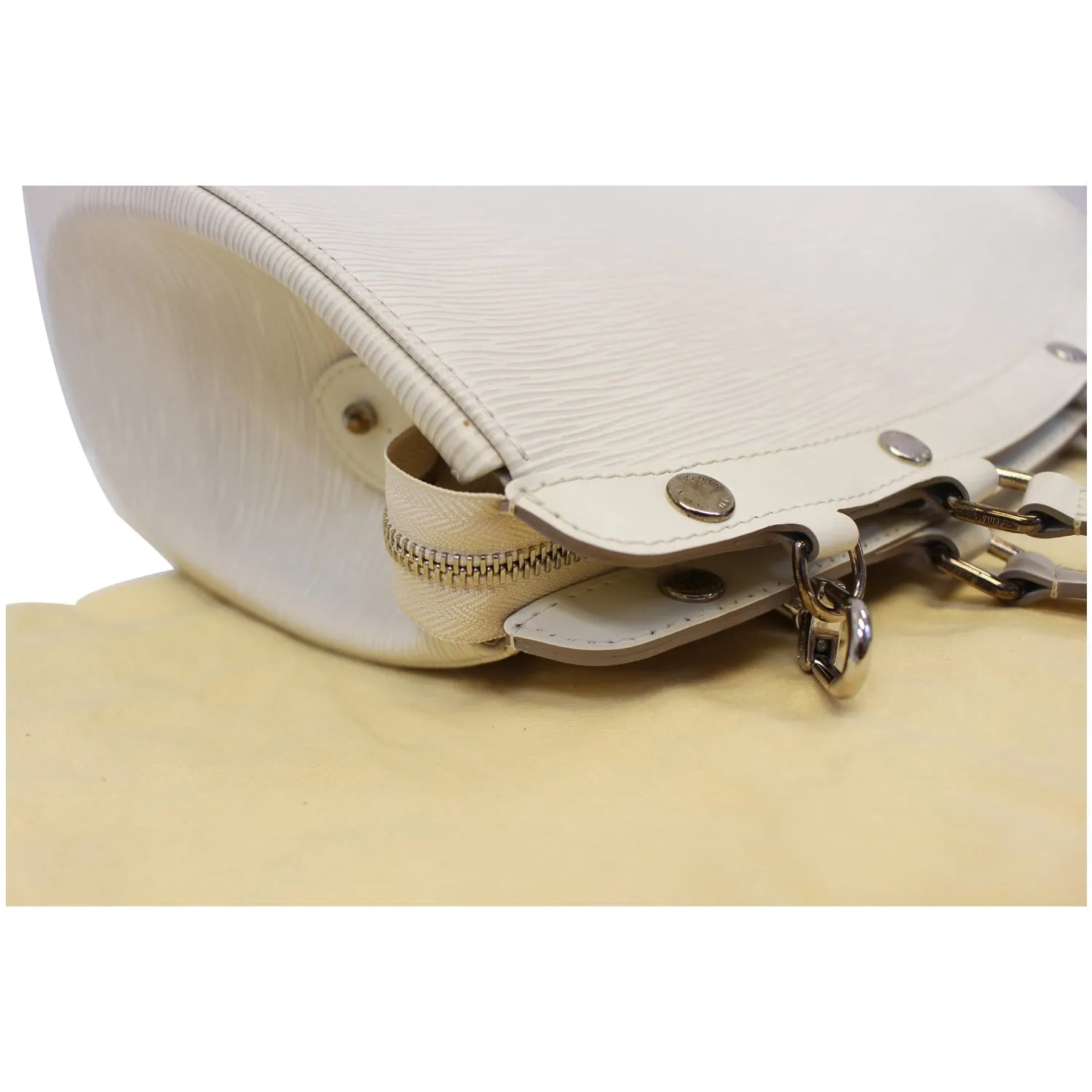 LOUIS VUITTON Brea MM Epi Leather Satchel Shoulder Bag Ivory