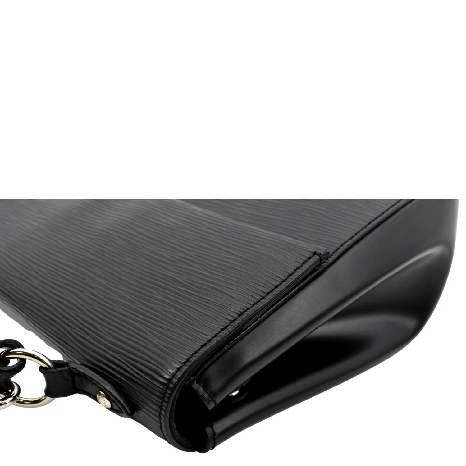 LOUIS VUITTON Cluny MM Epi Leather Shoulder Bag Black