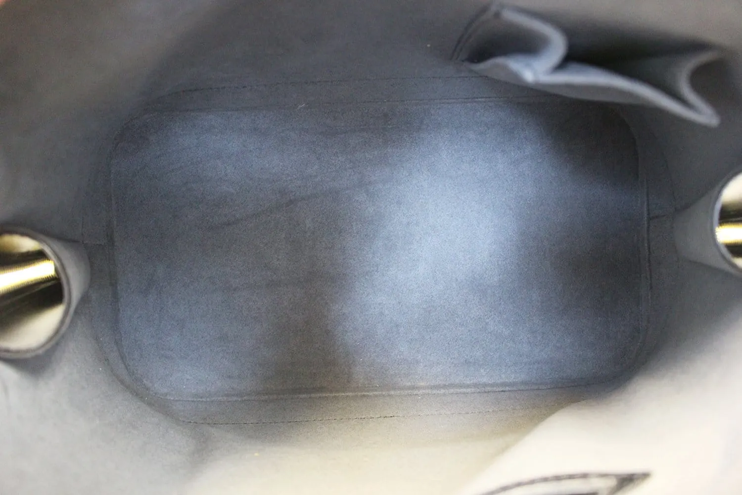 LOUIS VUITTON Epi Leather Alma PM Black Satchel Bag