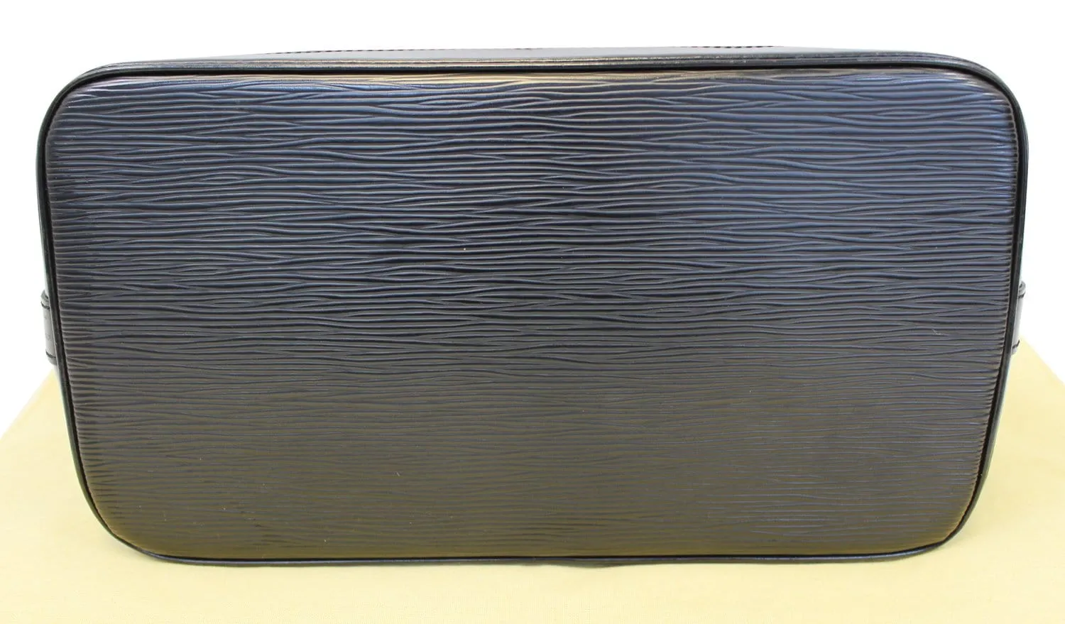 LOUIS VUITTON Epi Leather Alma PM Black Satchel Bag