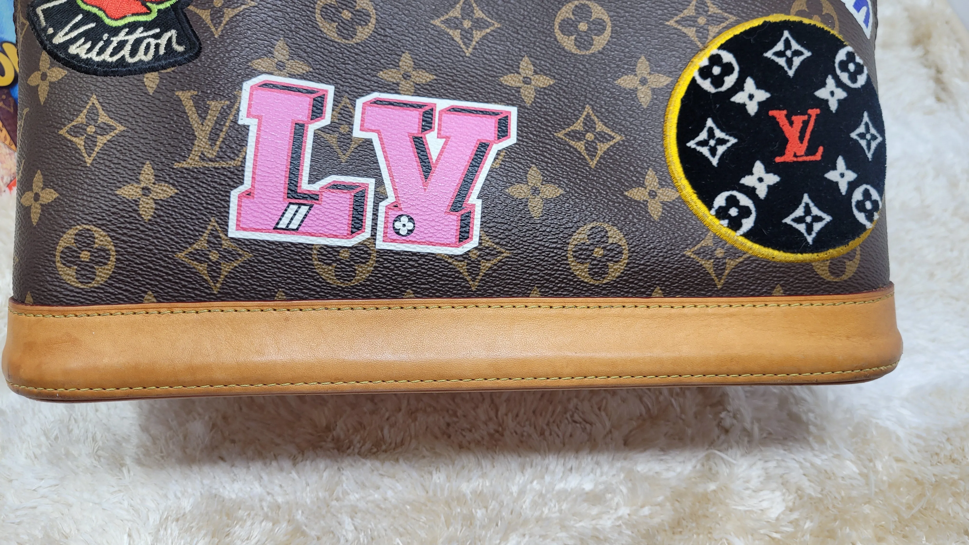LOUIS VUITTON LIMITED EDITION STICKERS ALMA PM