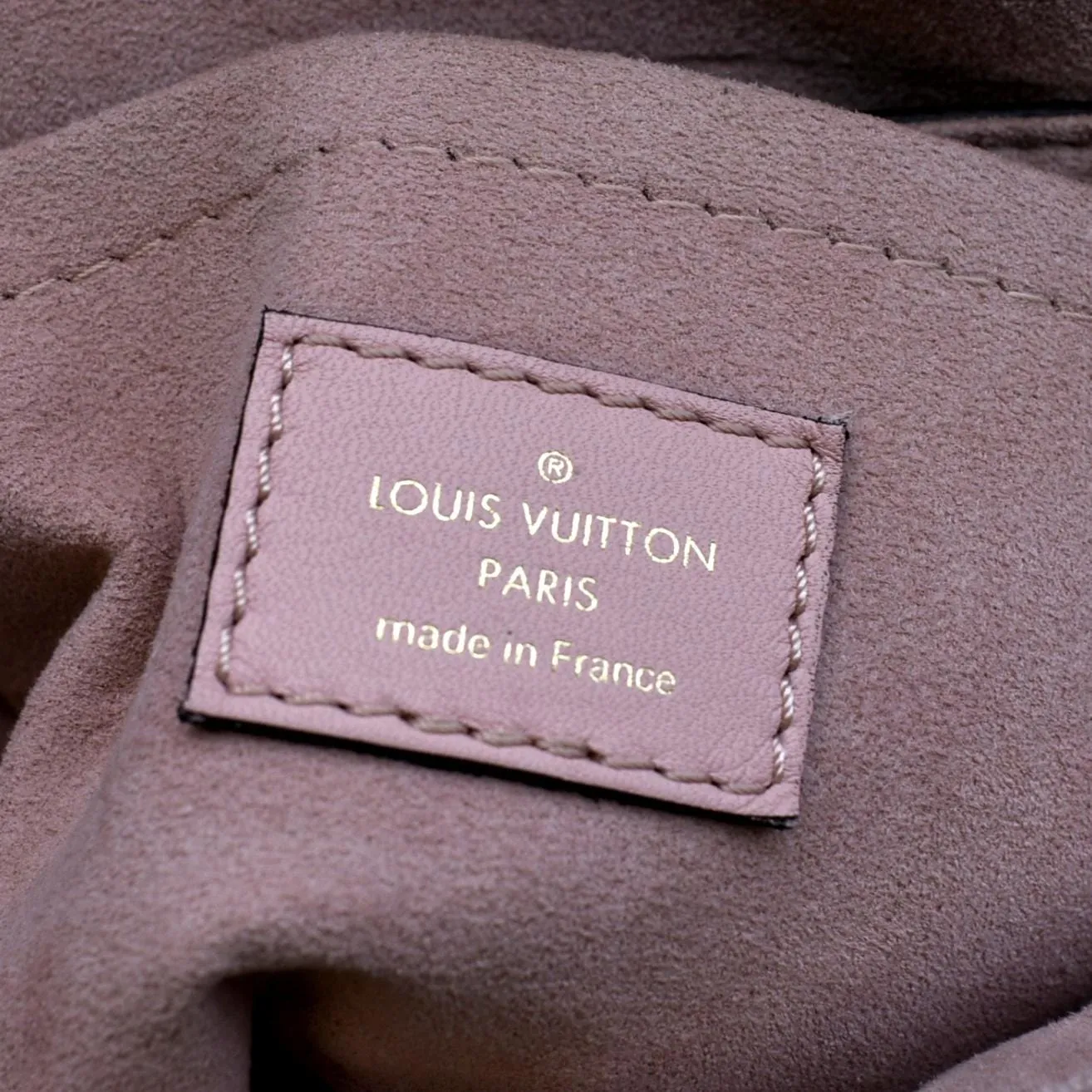 LOUIS VUITTON Locky BB Monogram Canvas Crossbody Bag Rose Poudré